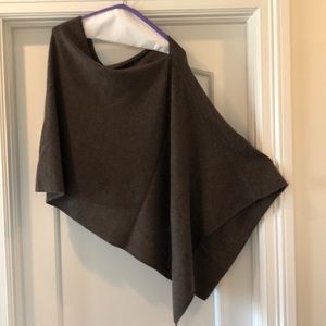 MINNIE ROSE 100% Cashmere, dark brown poncho One Size